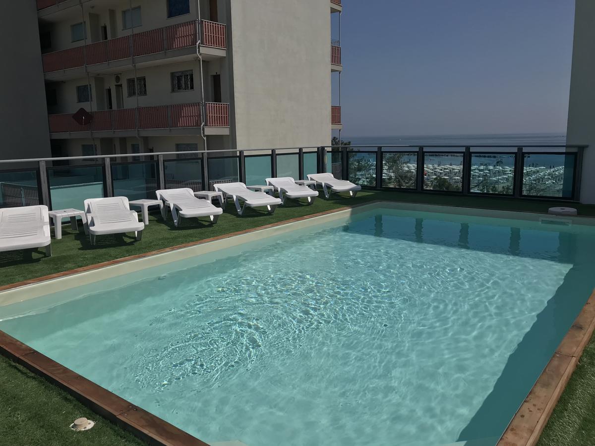 Hotel Mirage Lido di Classe Buitenkant foto